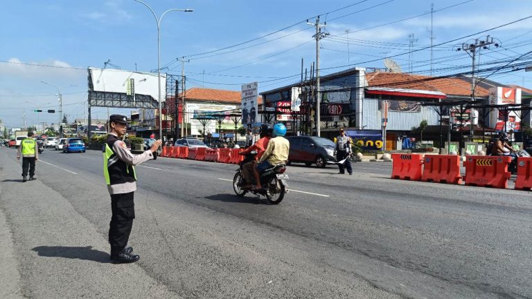 630cfacd172725e42a01e5002427a951