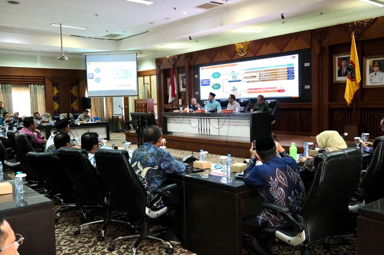 Menteri Nusron Ajak Pemerintah Daerah Se-Kalimantan Selatan Kawal Empat Program Strategis Kementerian ATR/BPN