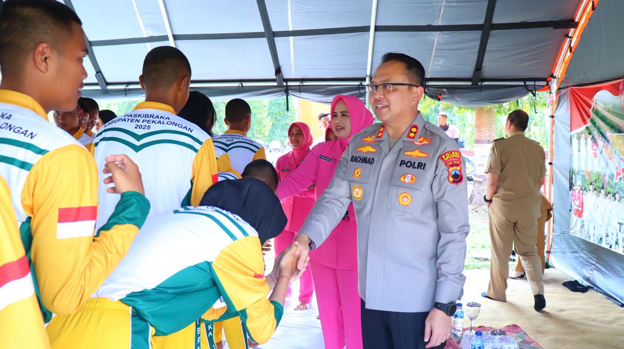 Kapolres Pekalongan Beri Semangat Anggota Paskibraka 2025: Tugas Mulia, Tanggung Jawab Besar