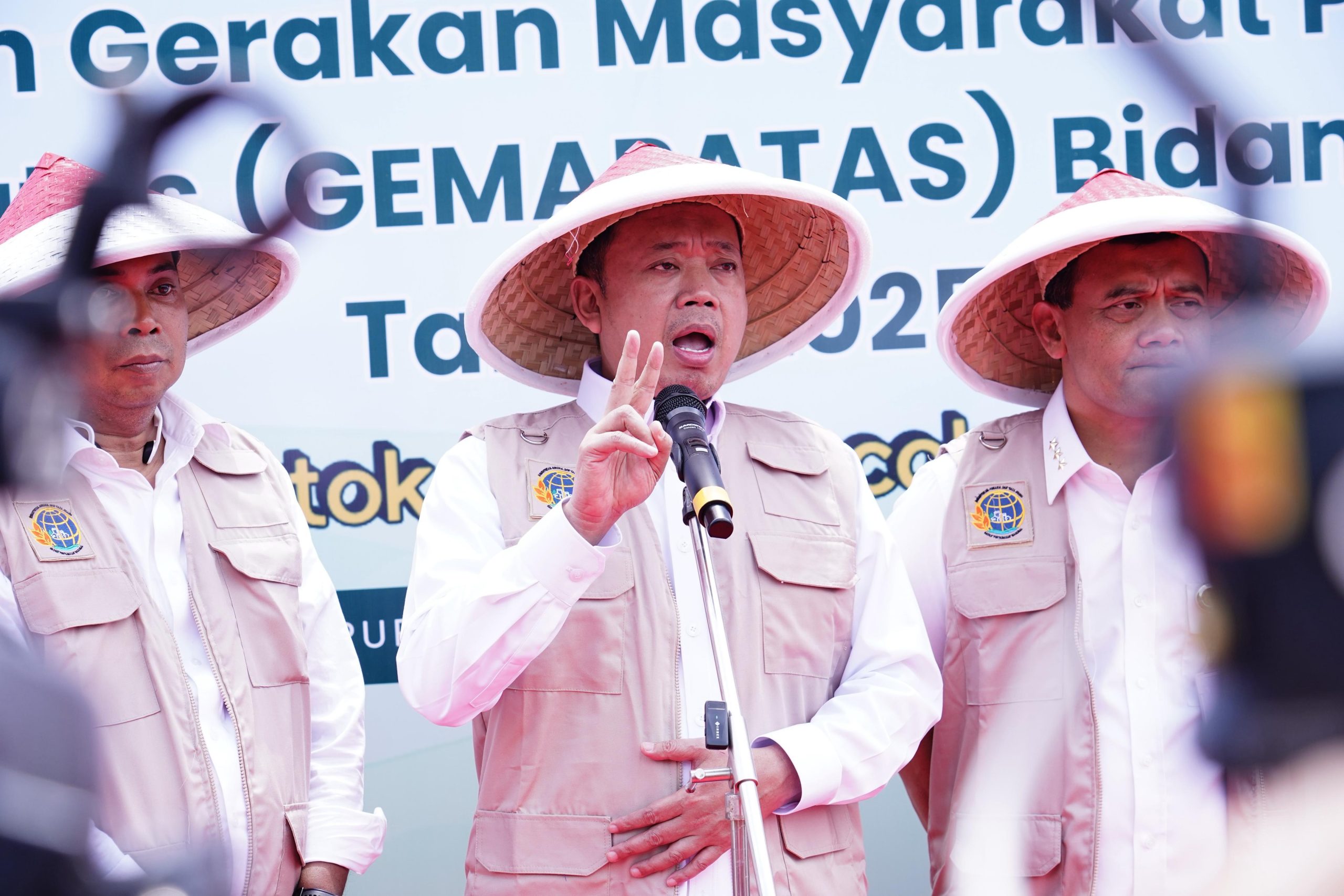 Selain Menghindari Konflik, Menteri Nusron Nilai Pemasangan Patok Bisa Tandai Batas Tanah APL dengan Non-APL