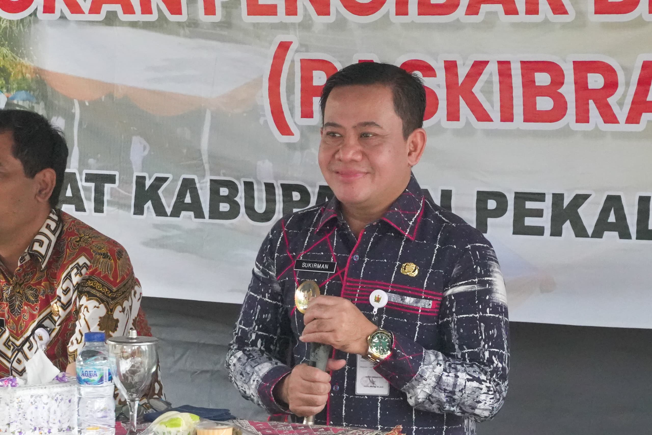 Wabup Sukirman Tinjau Latihan Paskibraka Pekalongan, Tekankan Patriotisme dan Disiplin